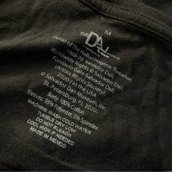 Dali museum tee artsy long sleeve women size M - Picture 8 of 9